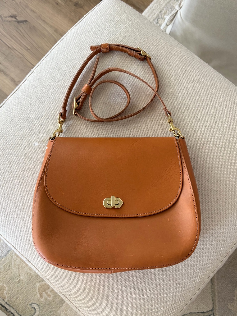 Clare V Turnlock Louis Crossbody Bag in Tan Leather